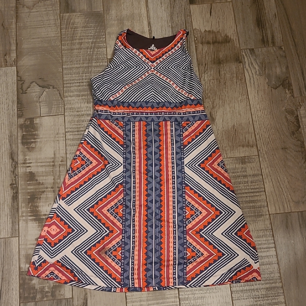 Geometric Patterned Sleeveless Dress